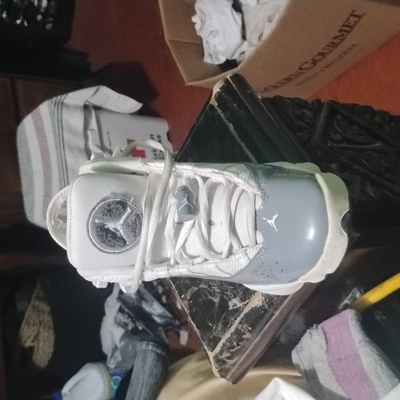 Jordan Women's Shoes in Gray and White - Picture 2 of 3